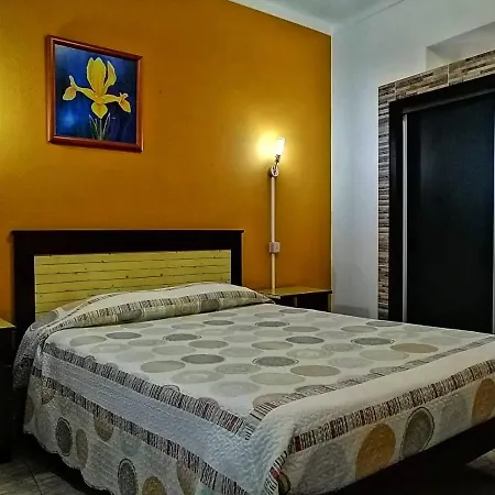 Πανσιόν Boutique Marisol *
